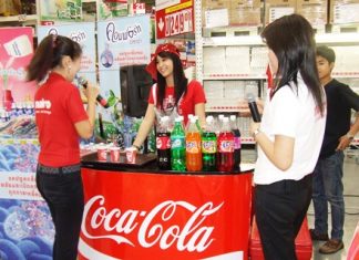 Well-known brands re-introduce their products straight from the production factory.